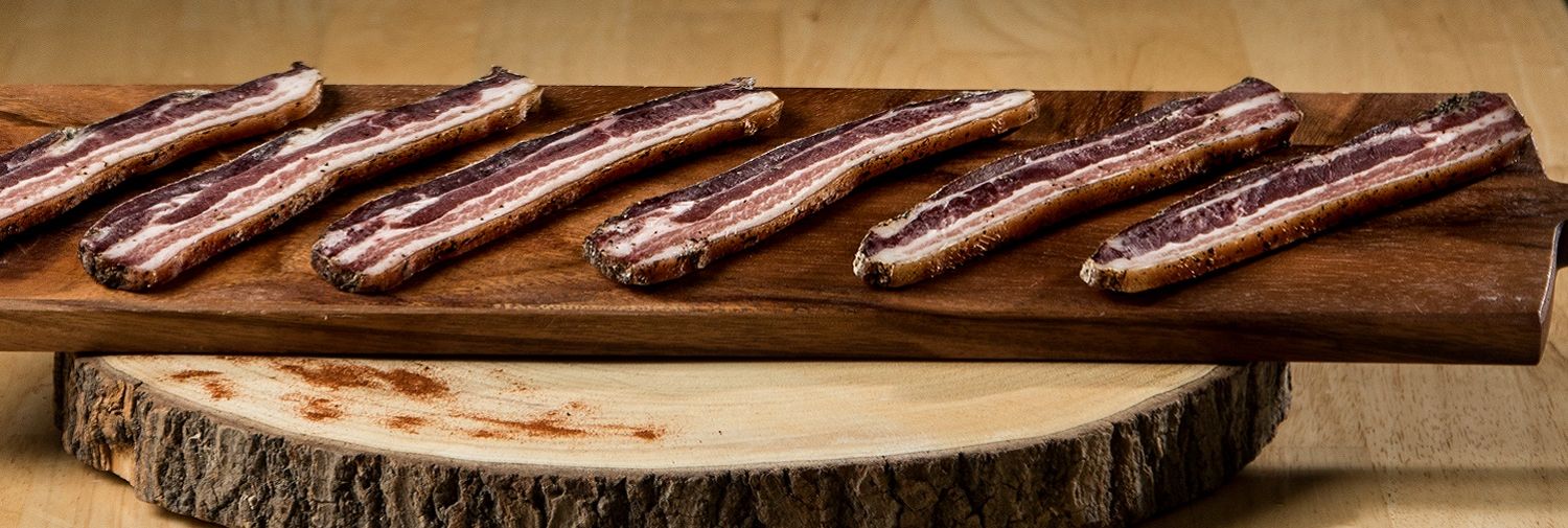 Poitrine de porc salée et séchée